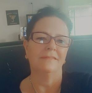 Meet your Posher, Kelli